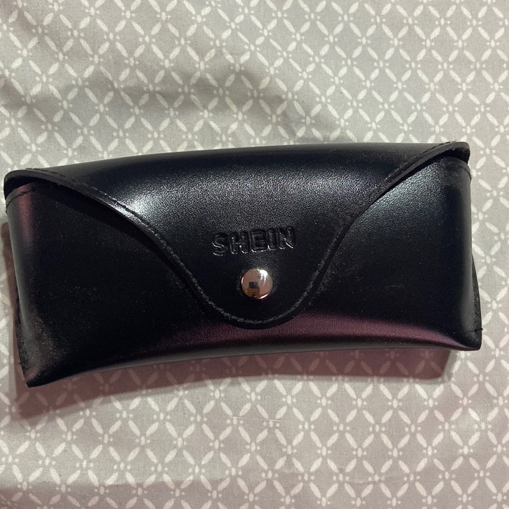 Black and brown never worn SHEIN sunglasses